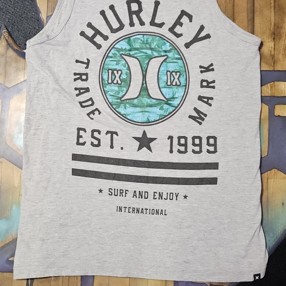 3FOR30 HURLEY TANK - Picture 4 of 5